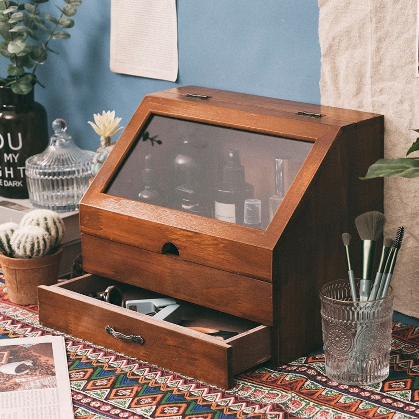 Solid Wood Desktop Cosmetic Cabinet