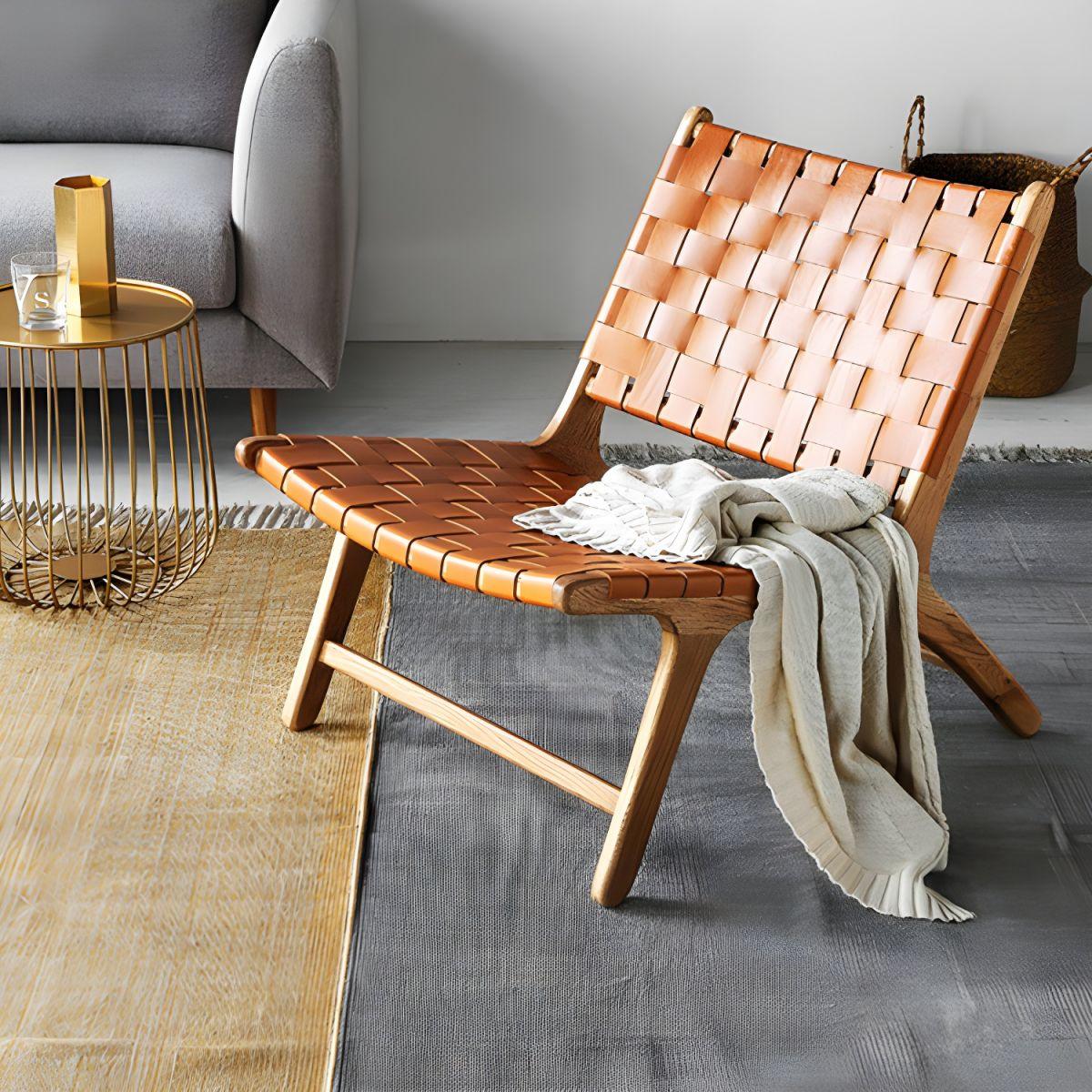 Solid Wood Backrest Waxed Cowhide Woven Recliner