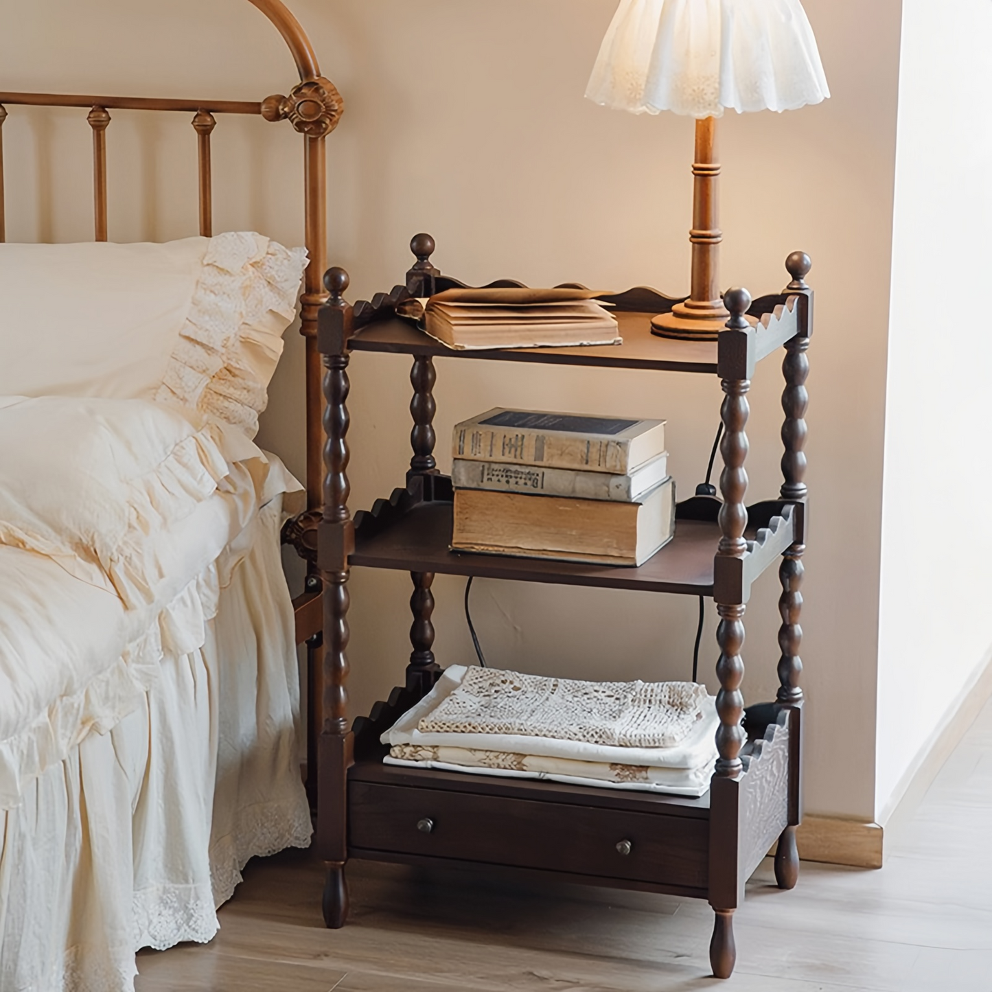 Antique Wooden Corner Shelf Solid Wooden End Table 3-Tier Side Table