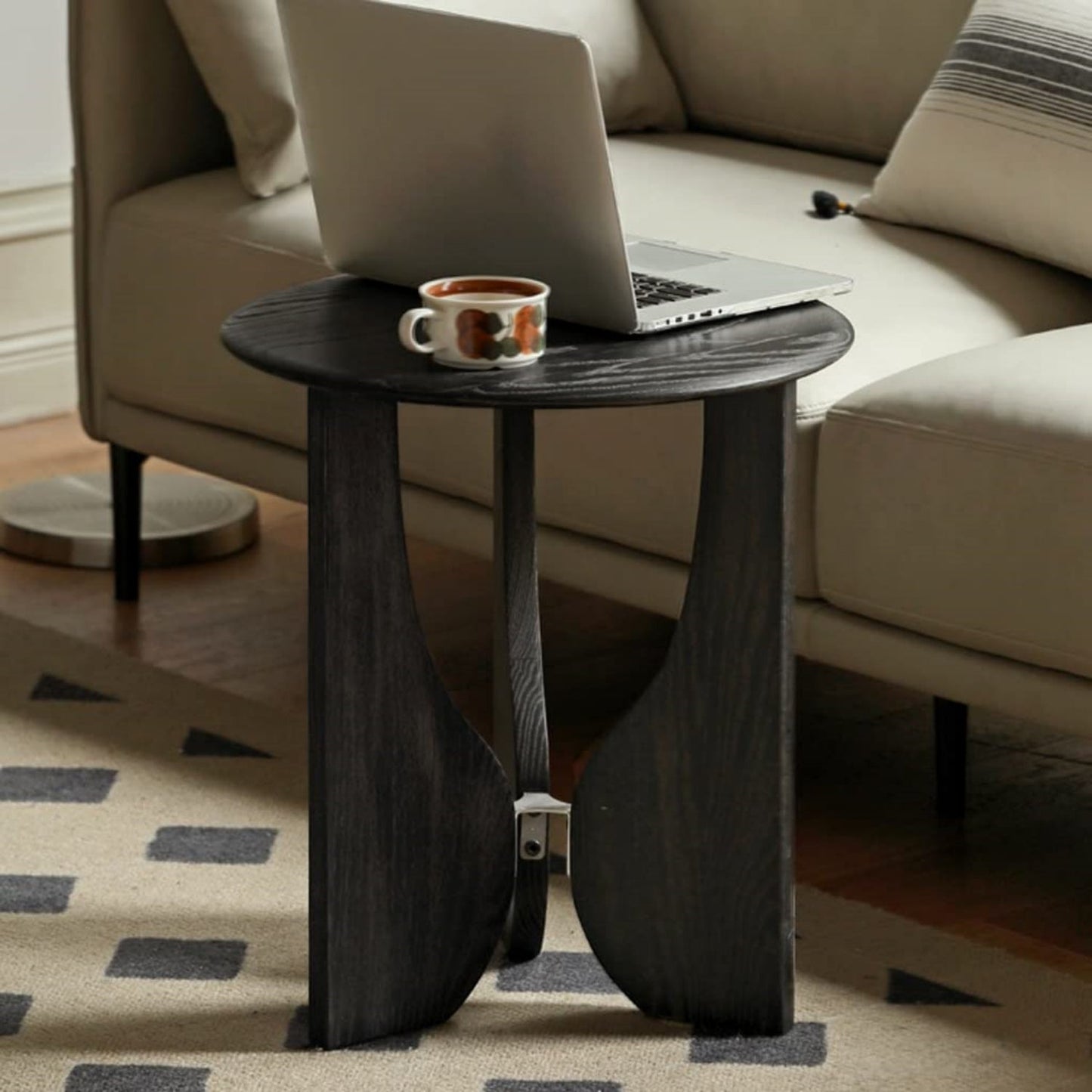 Oak Curved Leg Accent Table