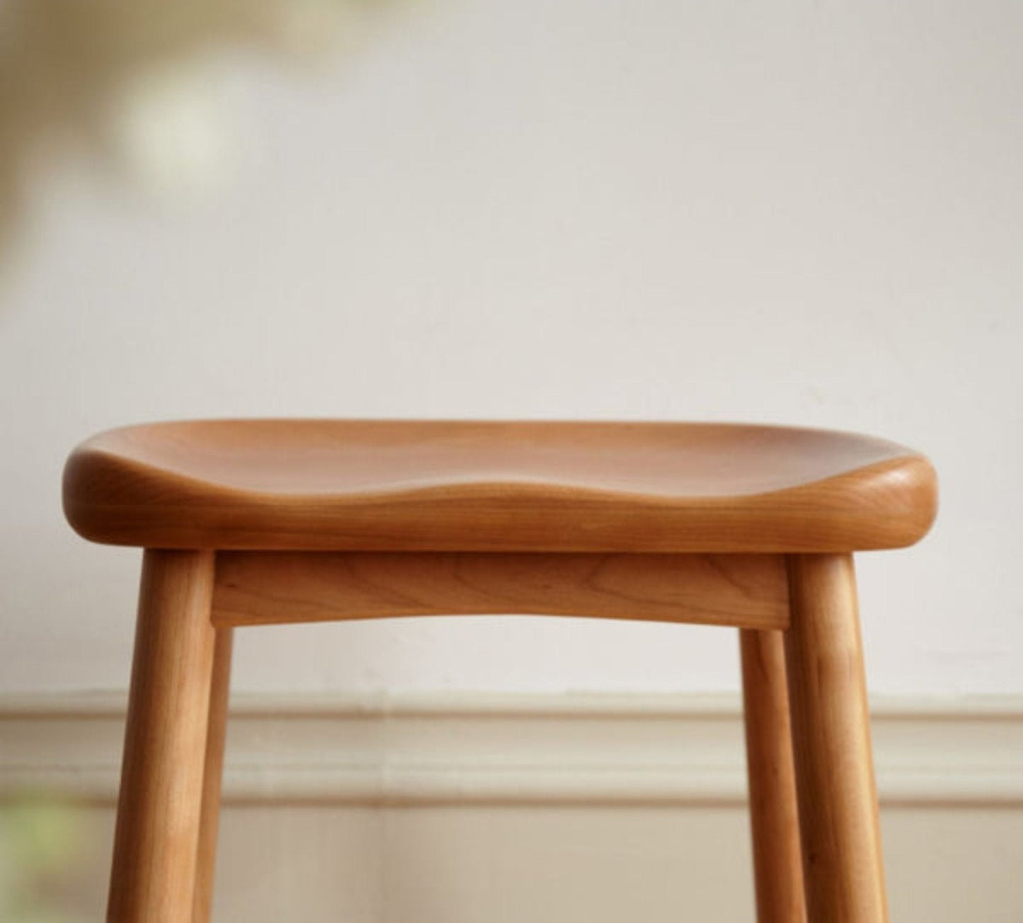 Solid wood makeup stool