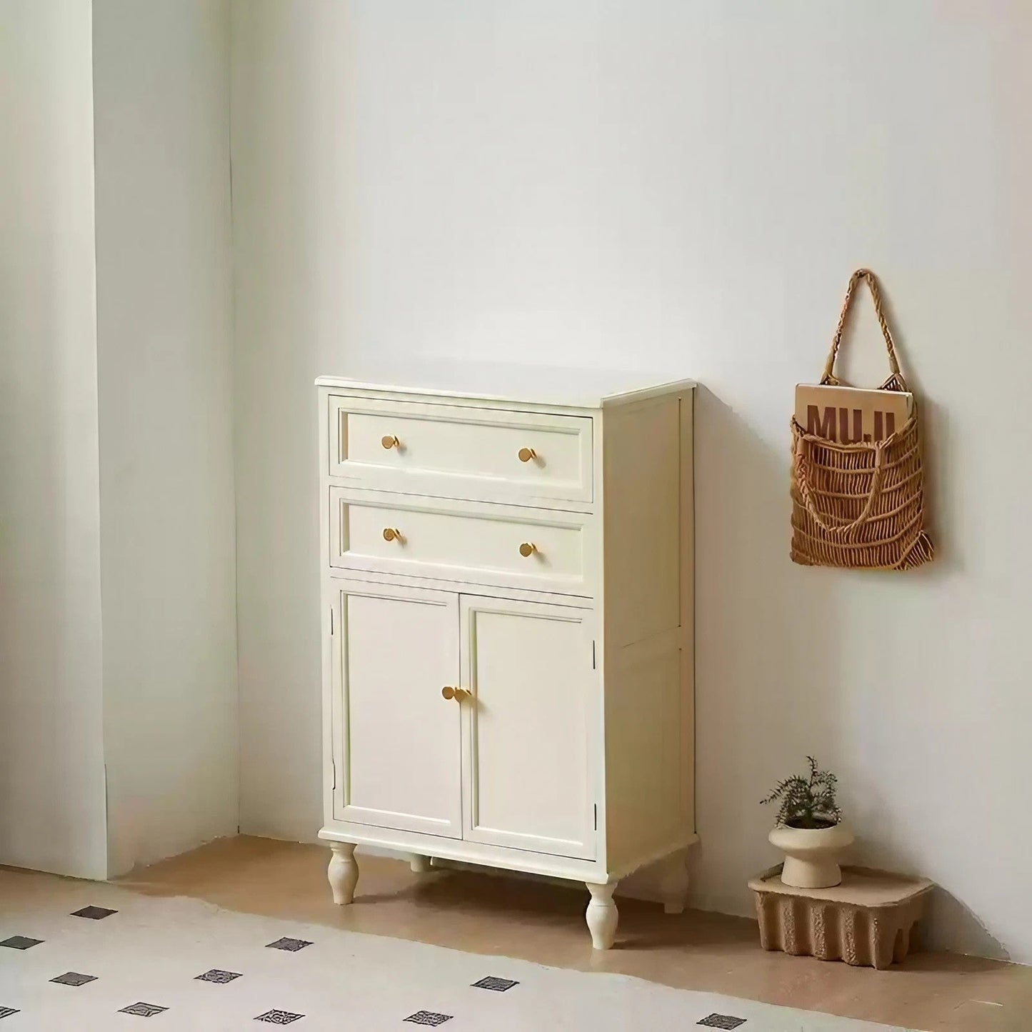 Oak Solid Wood Drawer Chest With Door