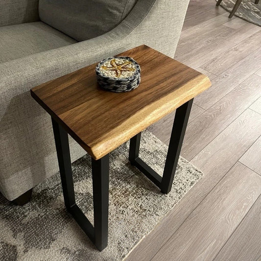 Customized Size：24"(L) x 15" (W) x 24" (H) Live Edge Side/End Table, Custom Handmade End Table Night Stand